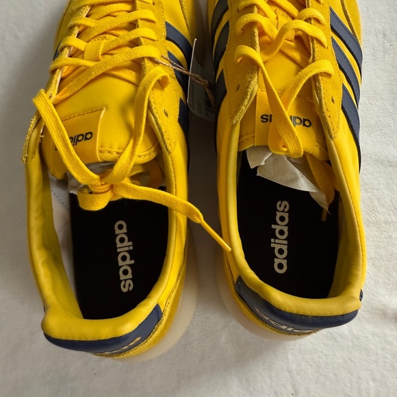 Adidas Men's Yellow and Blue Barreda Sneakers - Size 11.5 - Picture 6 of 7